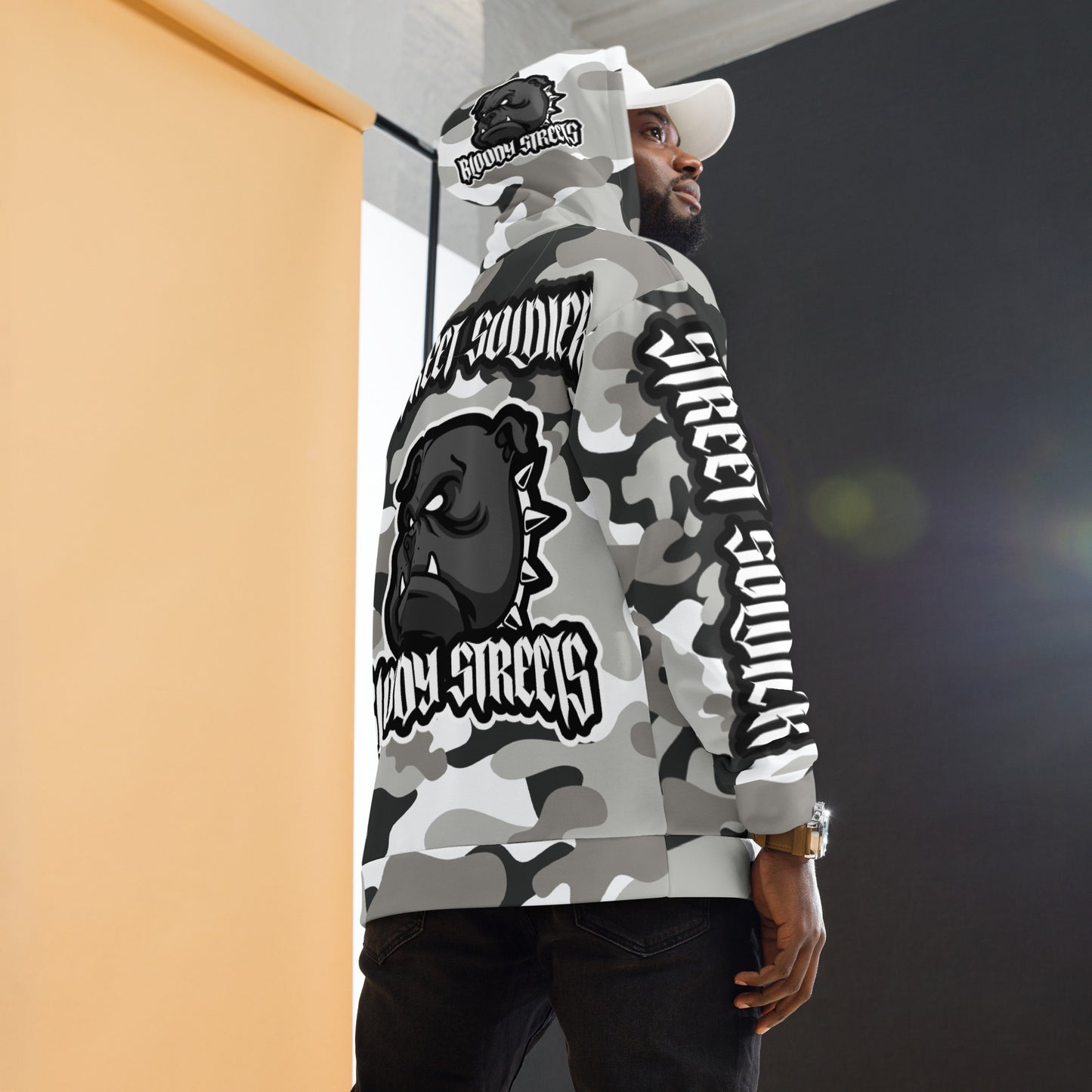 CAMOUFLAGE Bull Dog "Street Soldier" Unisex Hoodie - BLOODY-STREETS.DE Streetwear Herren und Damen Hoodies, T-Shirts, Pullis