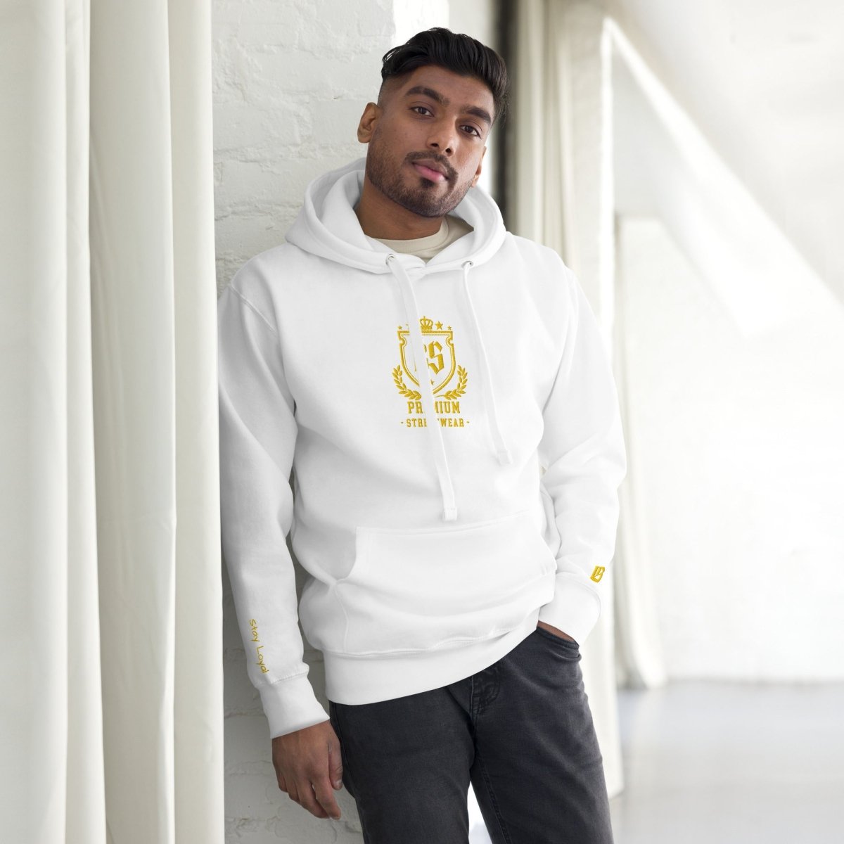 Classic Streetwear Hoodie OG - Gold V2 - BLOODY - STREETS.DE Streetwear Herren und Damen Hoodies, T-Shirts, Pullis
