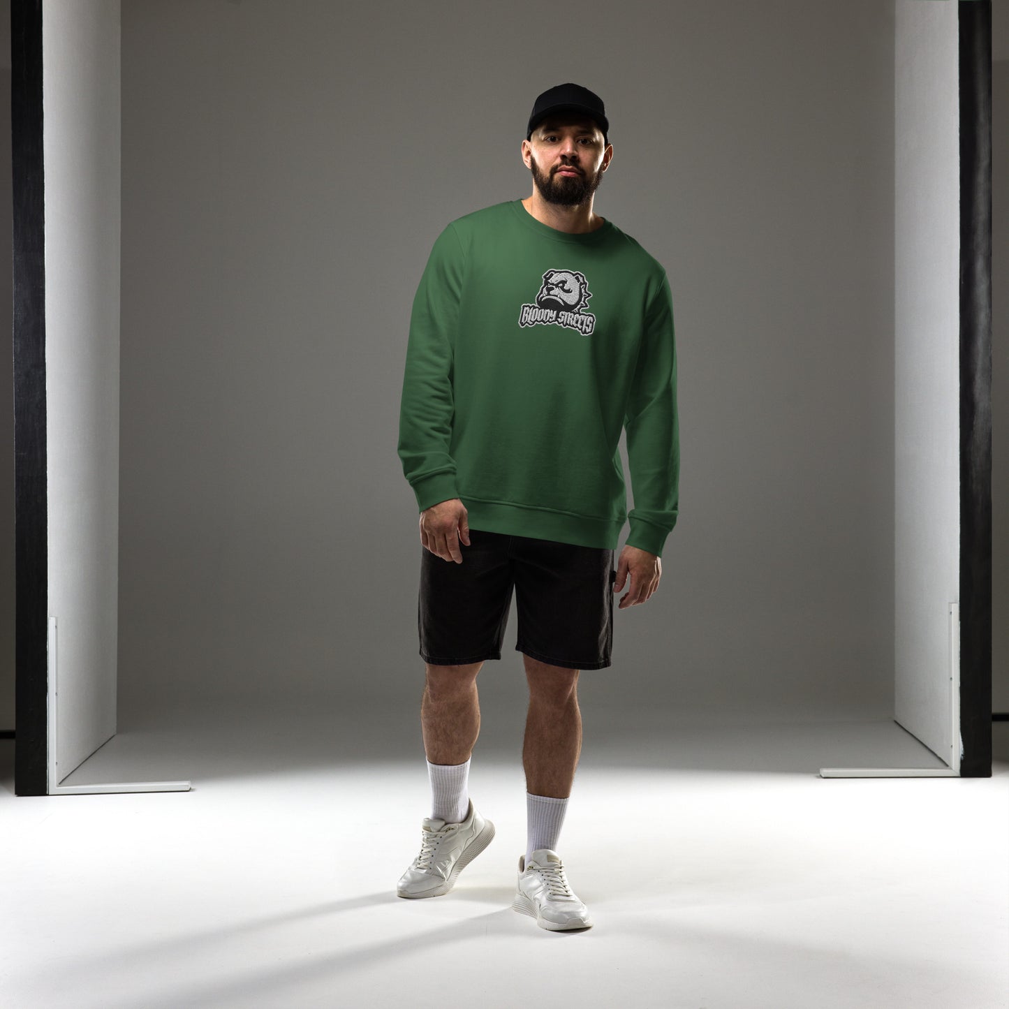 BLOODY STREETS - "BULL DOG" STREETWEAR BIO UNI SEX PULLI - Premium Streetwear von BLOODY STREETS - jetzt nur 119 €! shoppe jetzt auf BLOODY STREETS