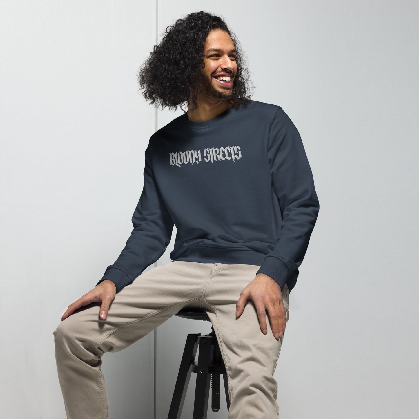 BLOODY STREETS "CLASSIC" STREETWEAR UNISEX BIO PULLI - Premium Streetwear von BLOODY STREETS - jetzt nur 66 €! shoppe jetzt auf BLOODY STREETS