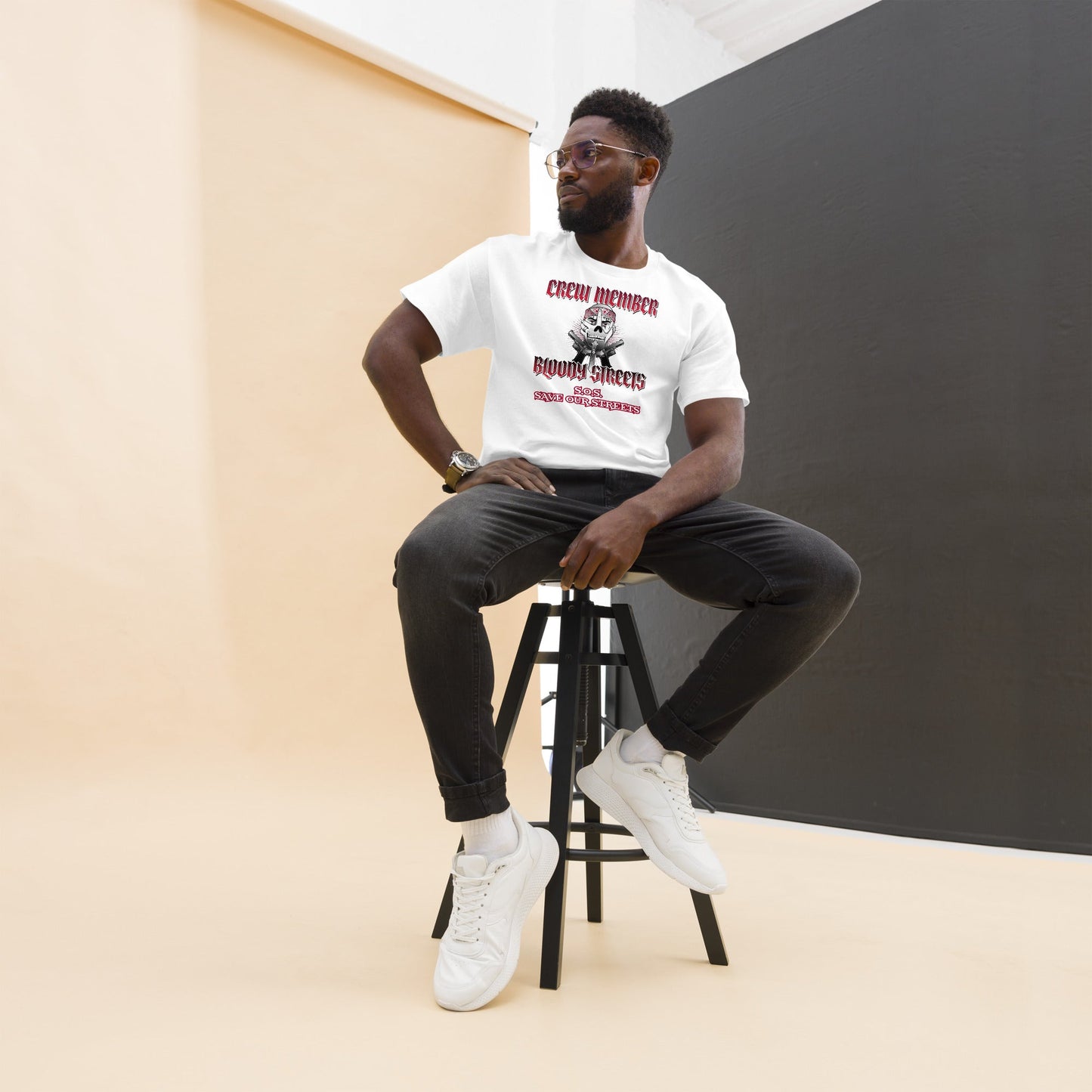 Bloody Streets Crew Member Streetwear T-Shirt - BLOODY-STREETS.DE Streetwear Herren und Damen Hoodies, T-Shirts, Pullis