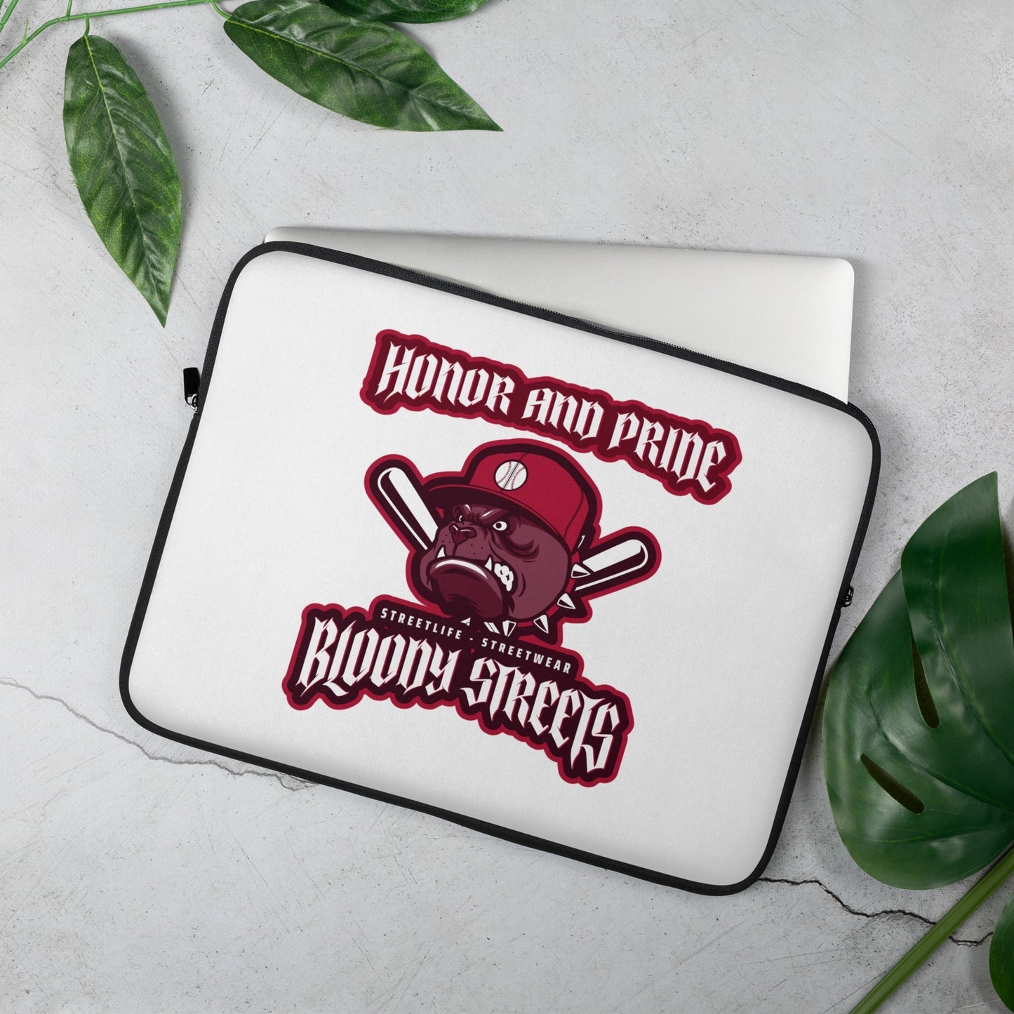 BLOODY STREETS "Honor and Pride" Laptop Tasche weiß - BLOODY-STREETS.DE Streetwear Herren und Damen Hoodies, T-Shirts, Pullis