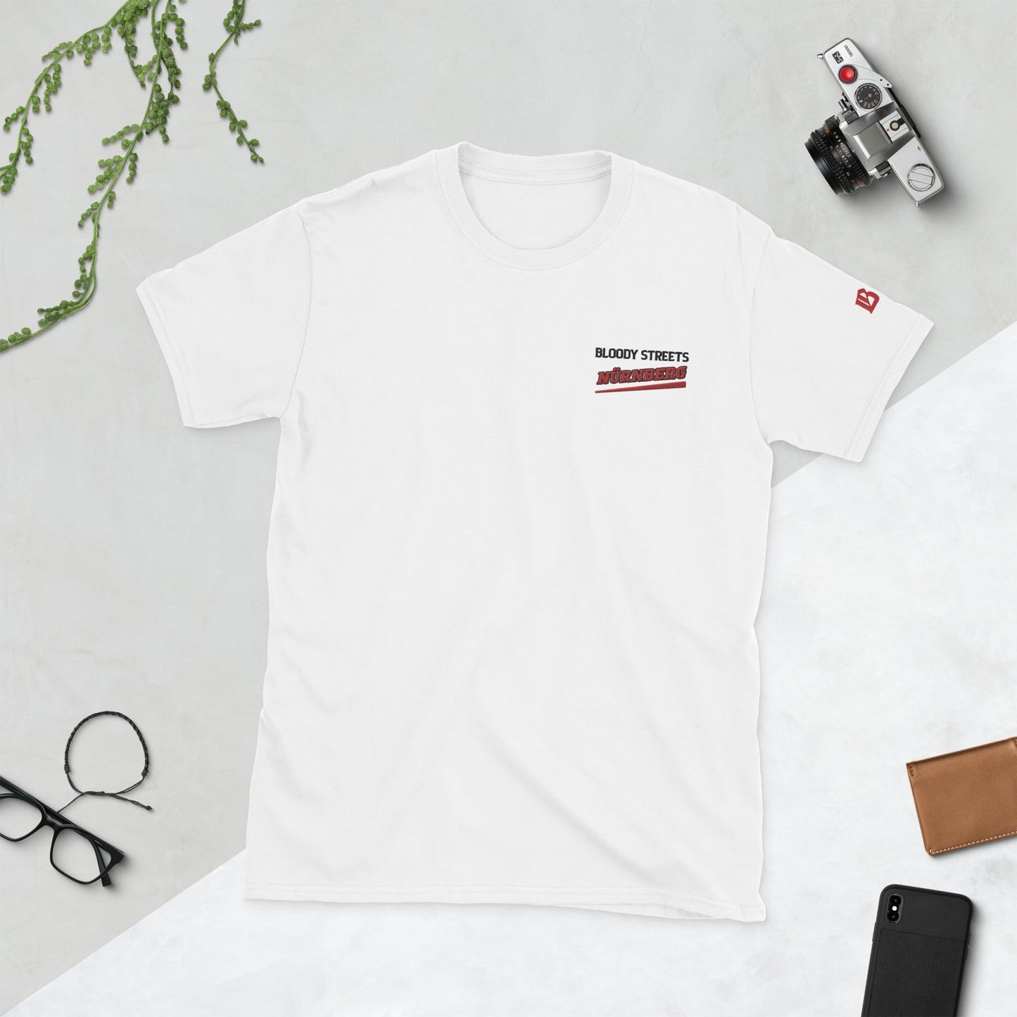 BS CITY Nürnberg Crew Member Premium Red "Lady" T-Shirt - BLOODY-STREETS.DE Streetwear Herren und Damen Hoodies, T-Shirts, Pullis