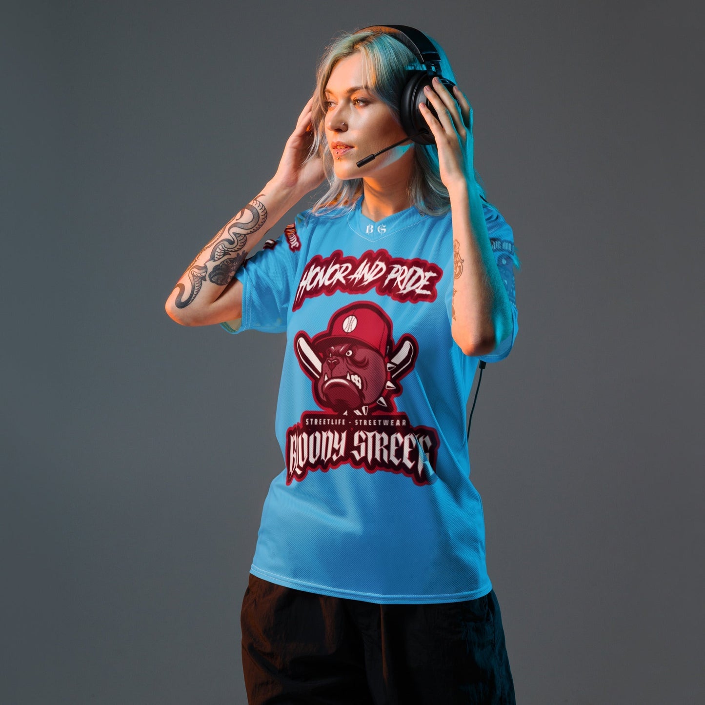 Honor and Pride Shirt Blue Recyceltes -Trikot - BLOODY-STREETS.DE Streetwear Herren und Damen Hoodies, T-Shirts, Pullis