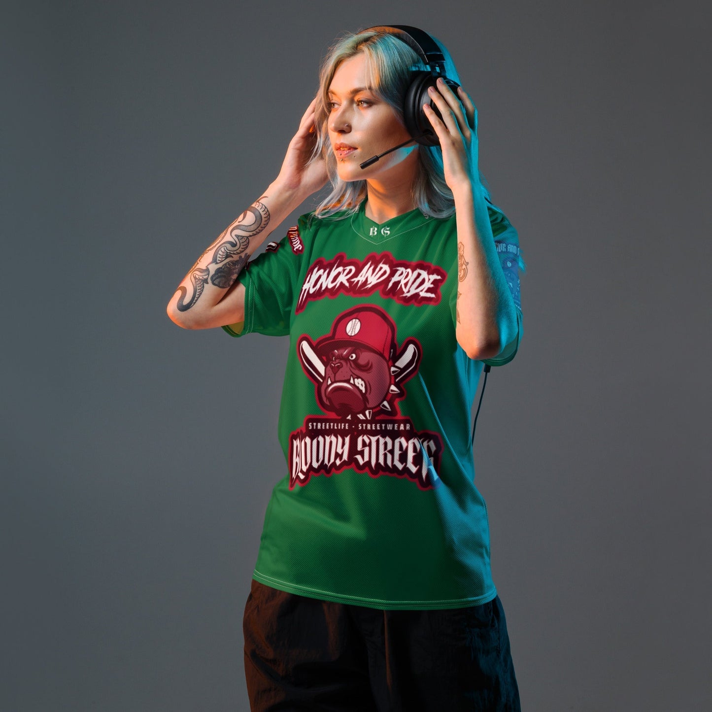 Honor and Pride Shirt Green Recyceltes -Trikot - BLOODY-STREETS.DE Streetwear Herren und Damen Hoodies, T-Shirts, Pullis