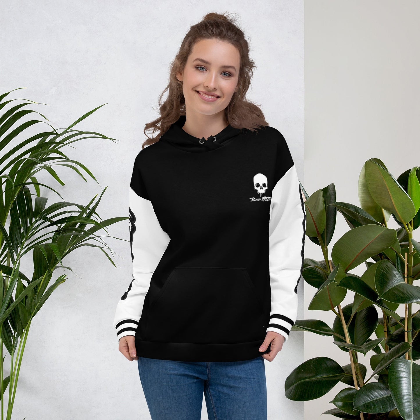 We run the Streets Schwarz - Weiß Hoodie - BLOODY-STREETS.DE Streetwear Herren und Damen Hoodies, T-Shirts, Pullis
