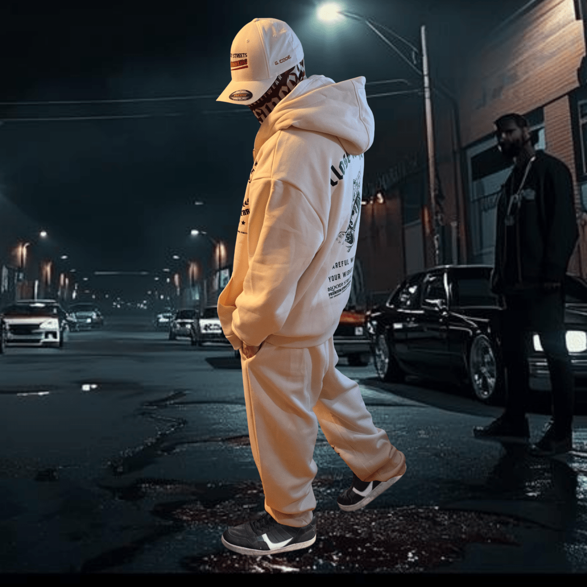 Oversize Fluffy Sweatpants Dead Skull beige - BLOODY - STREETS.DE Streetwear Herren und Damen Hoodies, T-Shirts, Pullis