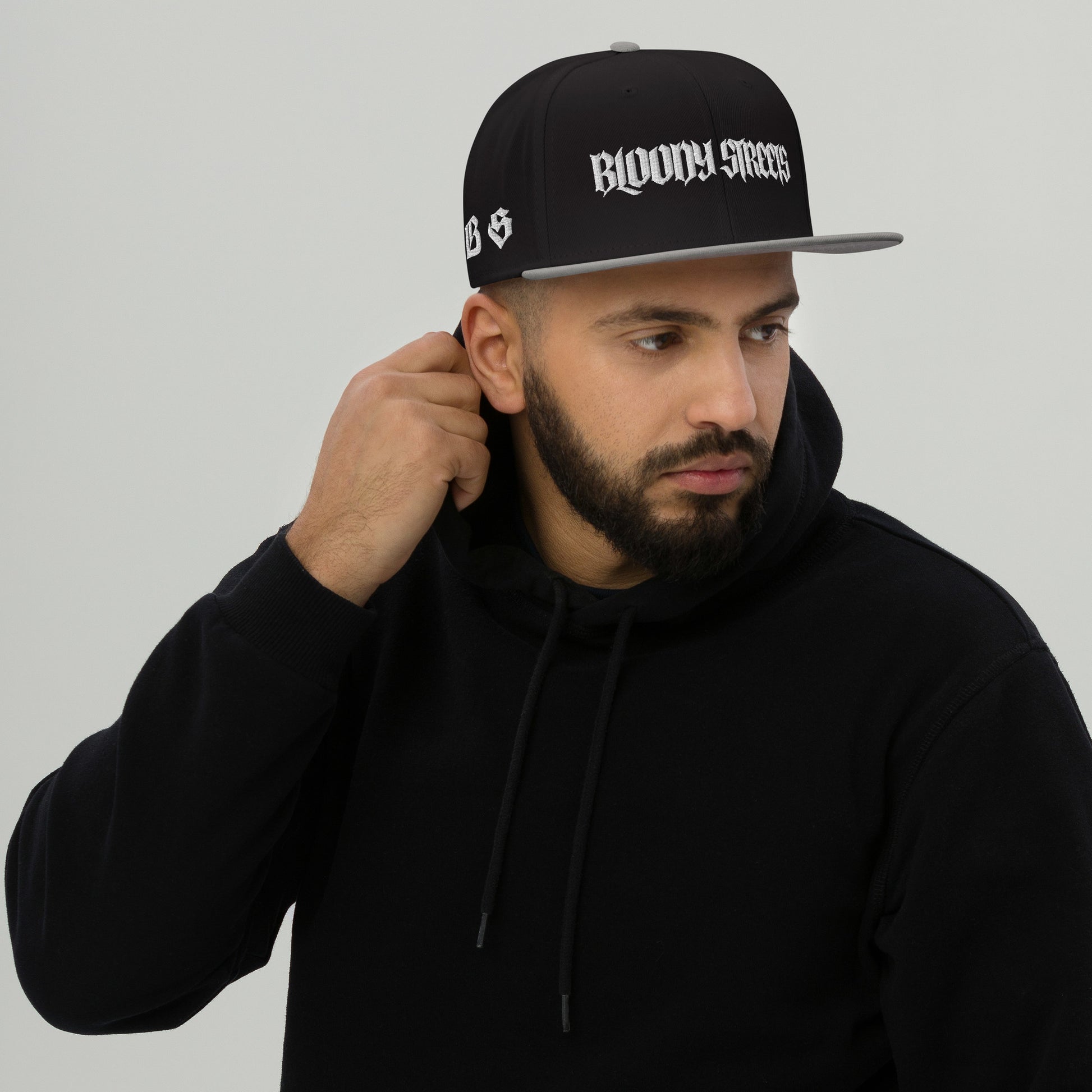 PREMIUM Bloody Streets Streetwear Snapback Cap - BLOODY-STREETS.DE Streetwear Herren und Damen Hoodies, T-Shirts, Pullis