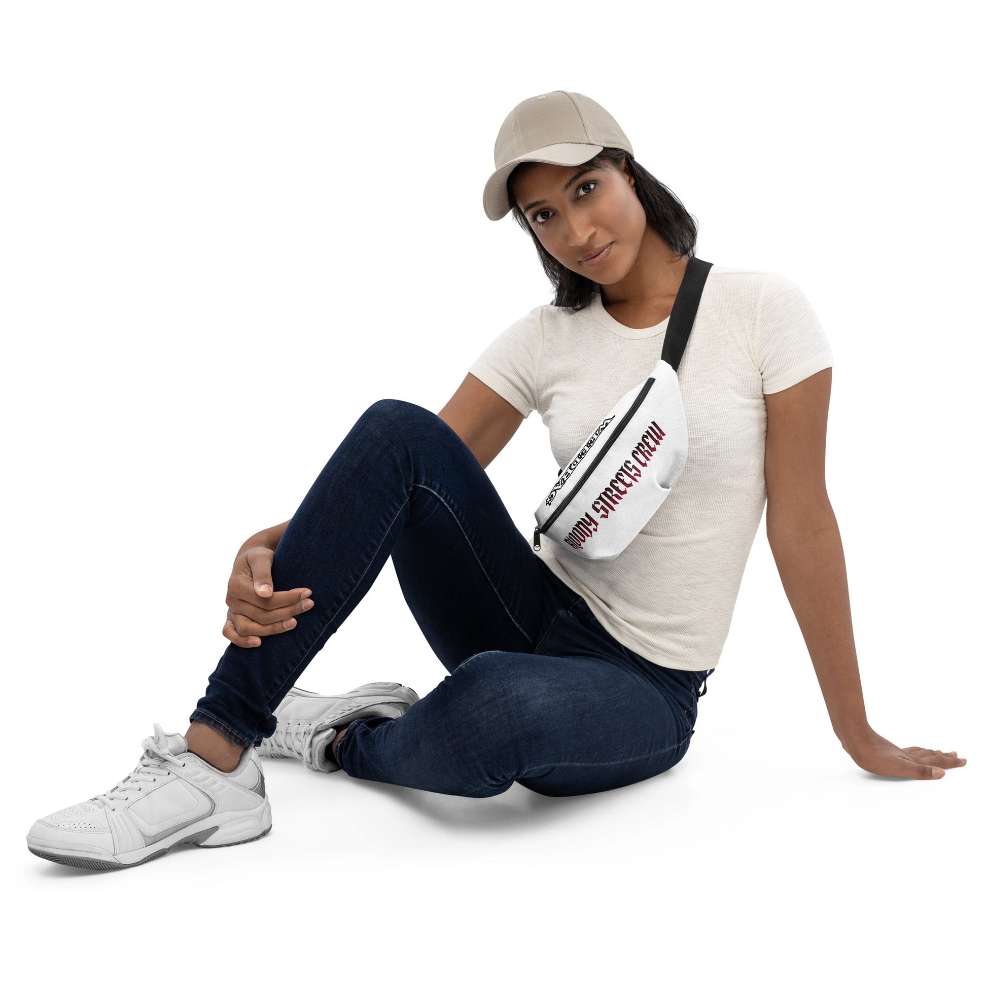 BLOODY STREETS Crew Member Streetwear Gürteltasche White - BLOODY-STREETS.DE Streetwear Herren und Damen Hoodies, T-Shirts, Pullis